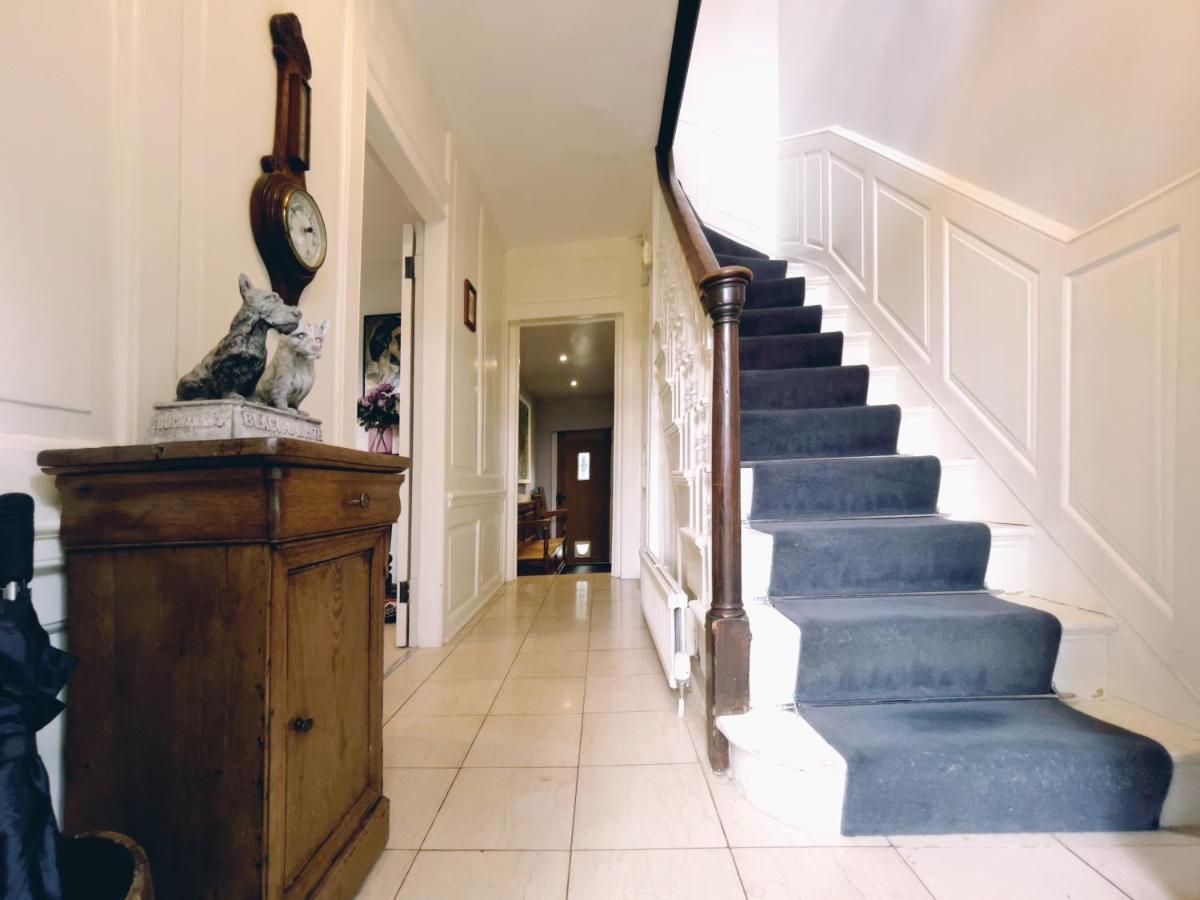 Villa Manor House Of Cheshunt- Historic