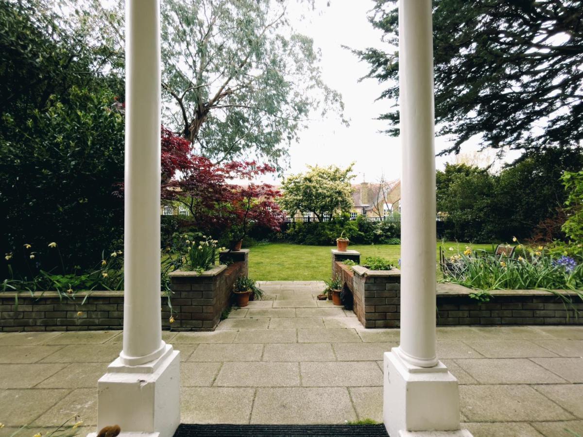 Manor House Of Cheshunt- Historic * Cheshunt